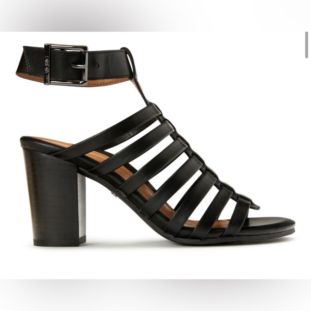 Vionic Sami brand new without box. Size 6. Leather.